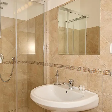 Eudesandra Pensionat 3*