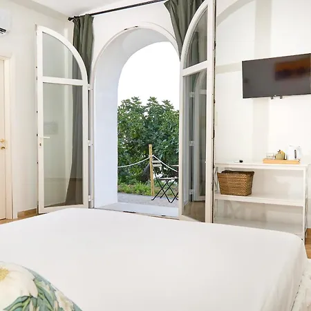 Eudesandra Guest house