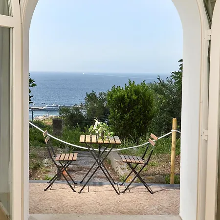 Guest house Eudesandra