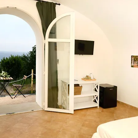 Πανσιόν Eudesandra